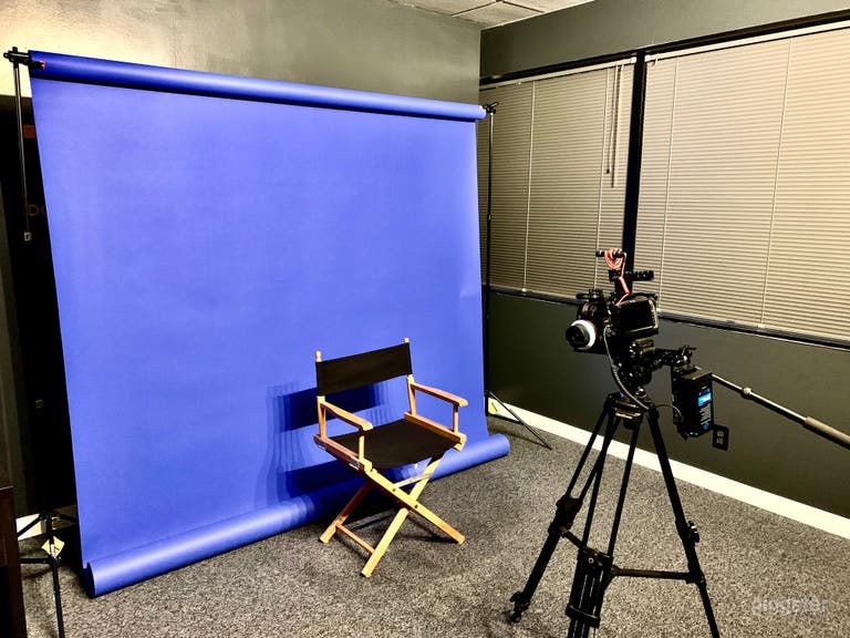  The Creative Haven: Premier Office Space  