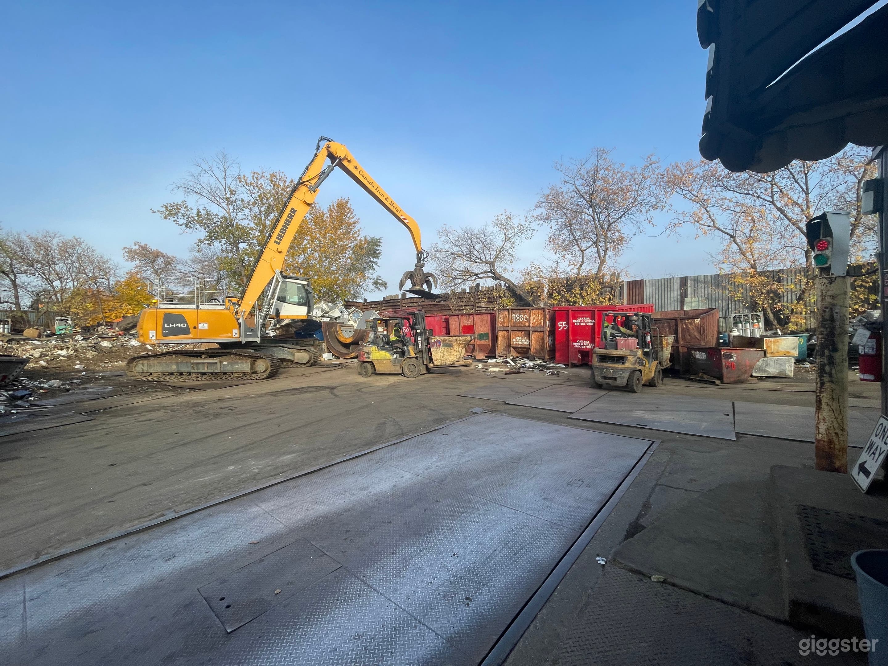 Scrap Metal Junkyard Set for Photo Shoot/Filming Photo 3