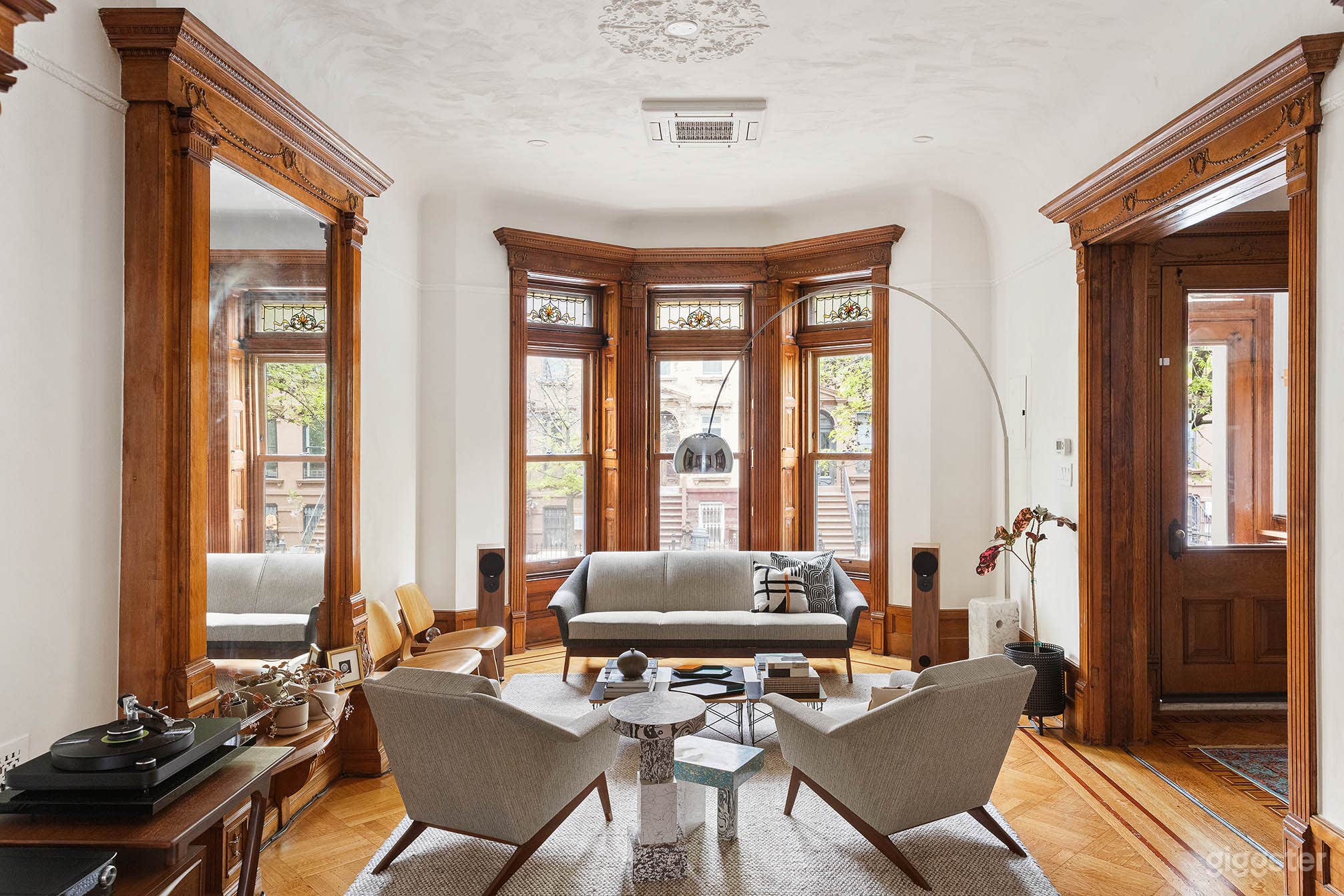 Bright Brooklyn Brownstone With Period Detail Photo 1