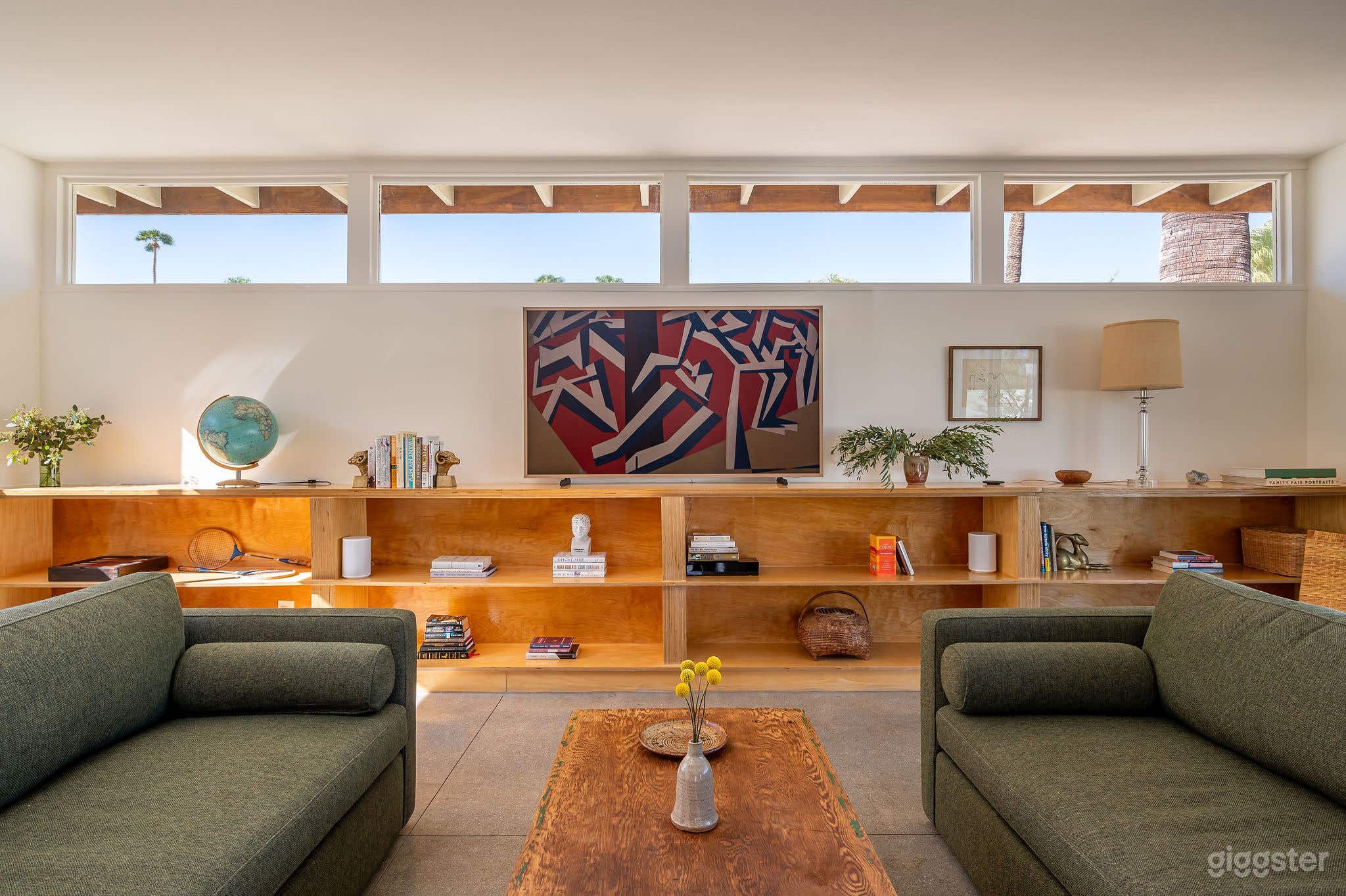 Iconic Meiselman with Pool &amp; Mountain Views Photo 1