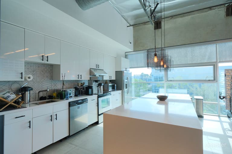  BRIGHT & MODERN 4,600 SQFT EL SEGUNDO OFFICE SPACE 