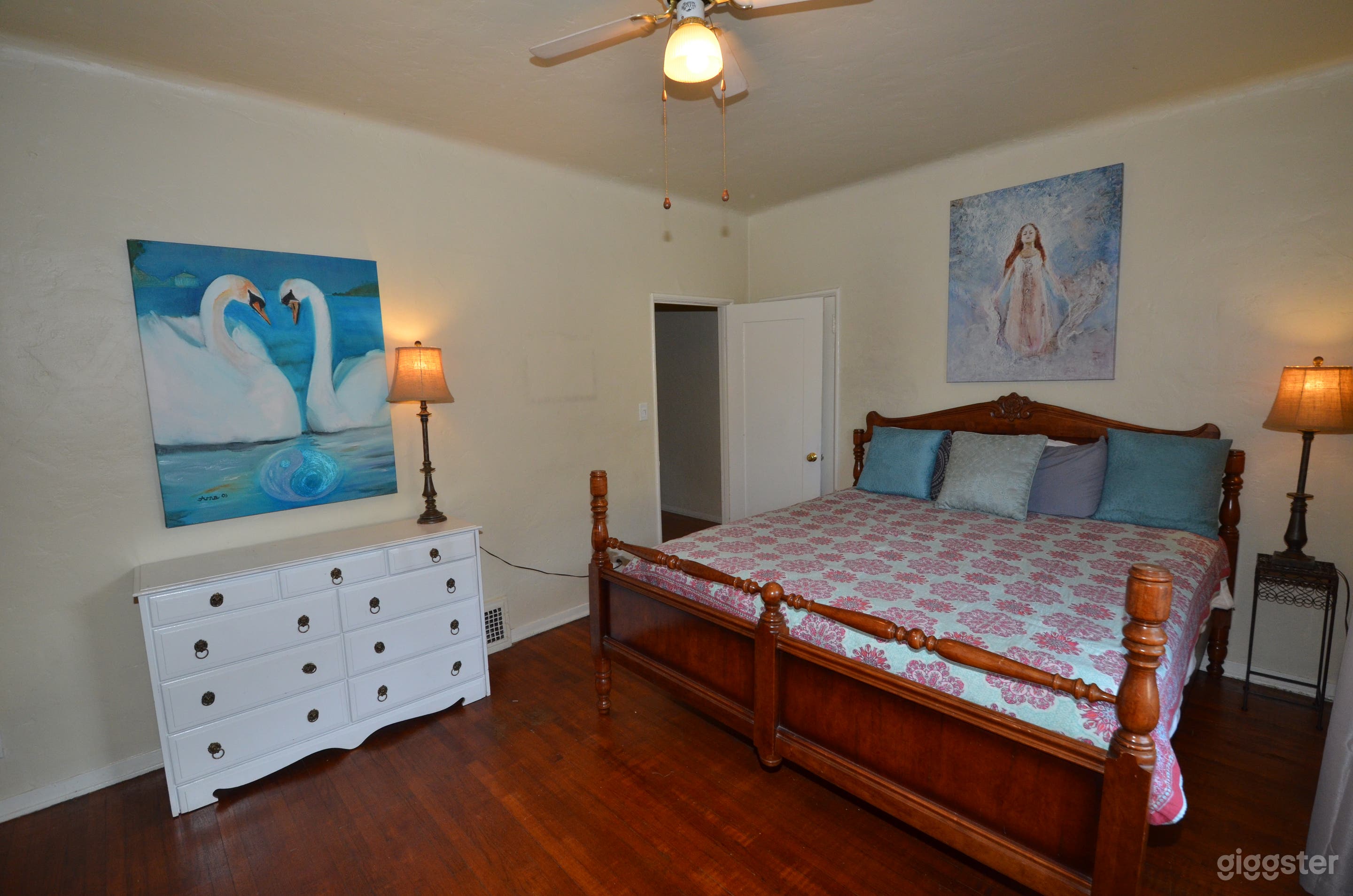 First Floor 1920's Apartment Photo 4