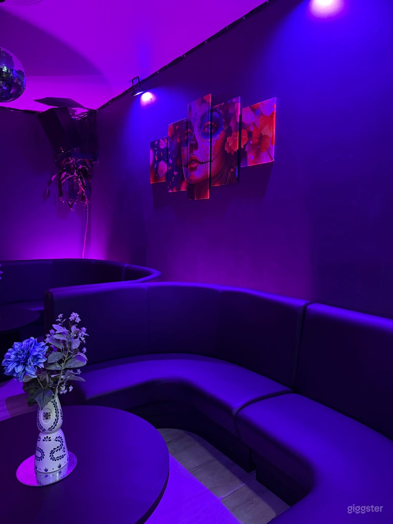  Private Events & Corporate Gatherings 