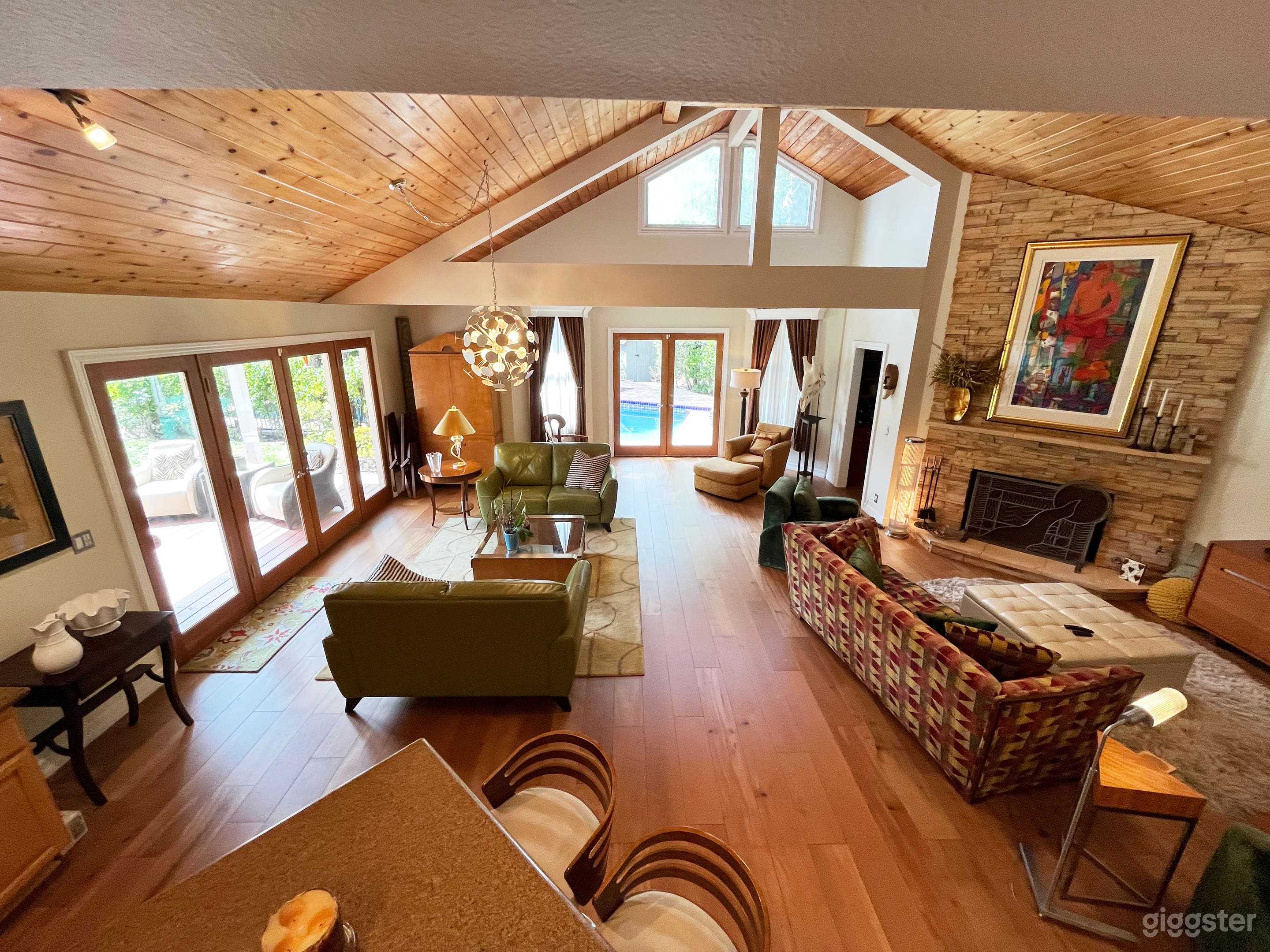 Beautiful Ranch House on 1/2 Acre Photo 1