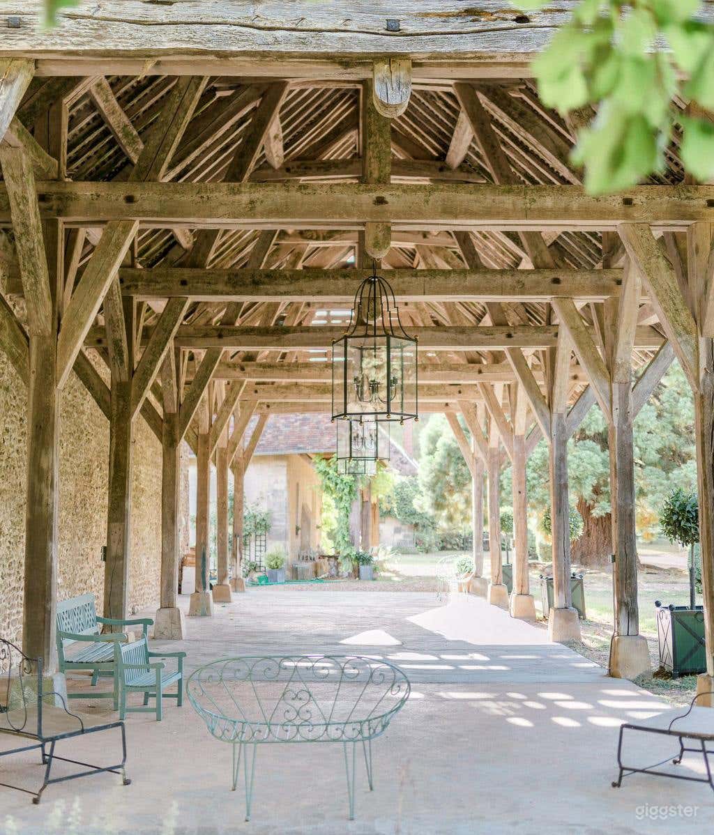 Photo de The courtyard and its orchard 1