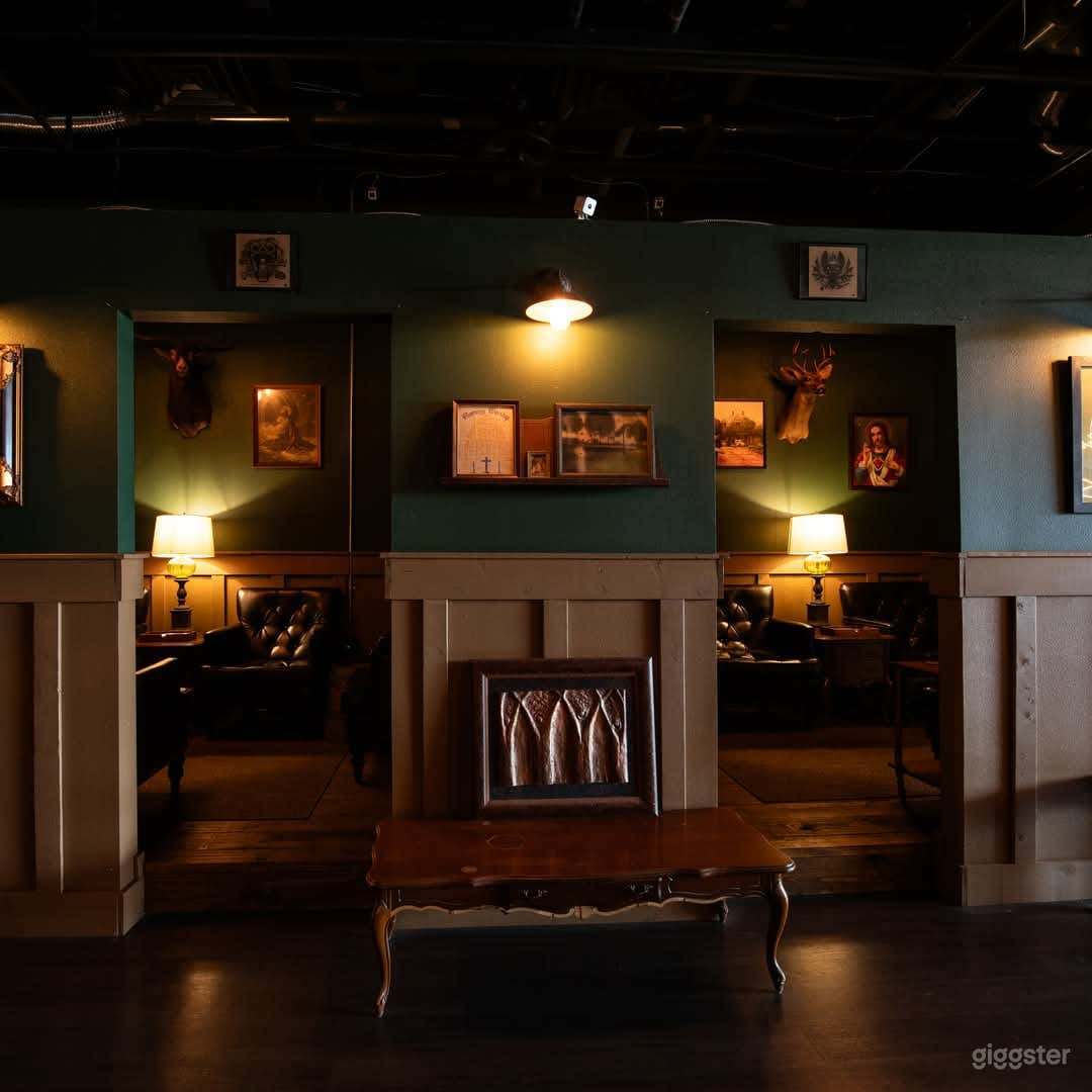 Lounge Space just Outside Austin Metro Area Photo 2