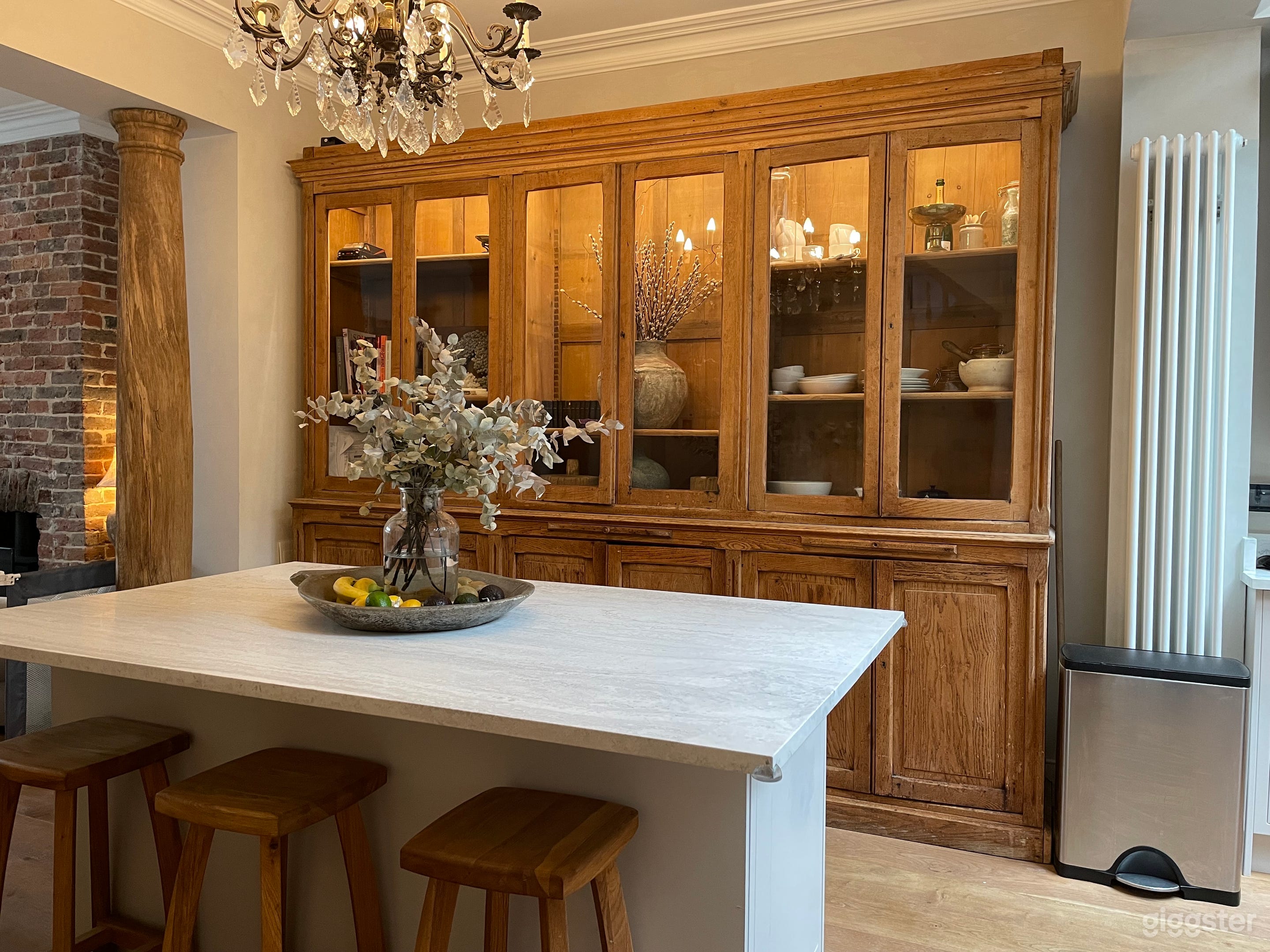 Victorian townhouse Photo 3