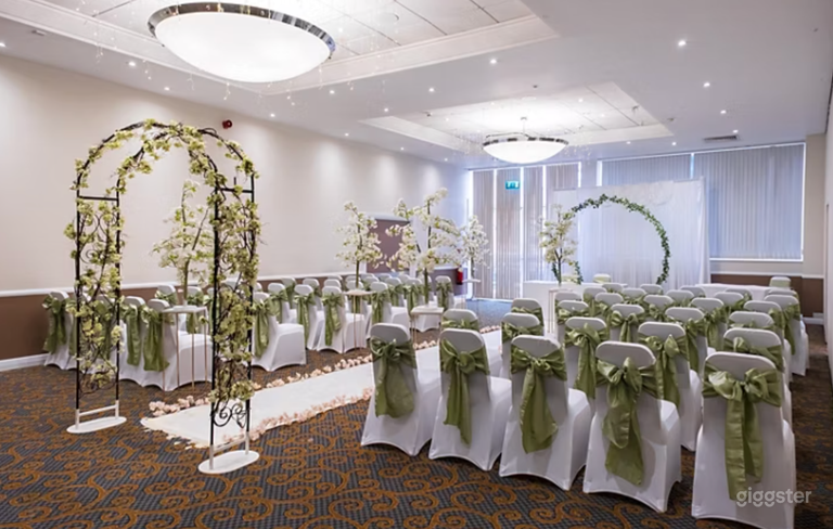  Gorgeous Manor Suite for Weddings and Events 