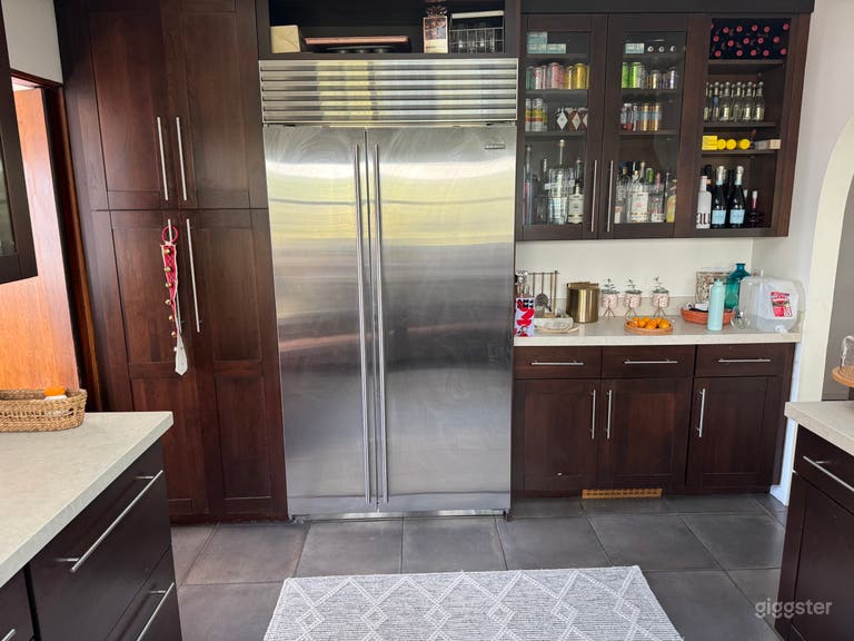  Santa Monica Sunset Park Spanish Bungalow 