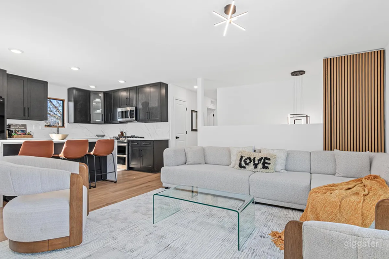  Modern Minimalist Apt 3 with Chic Interiors 