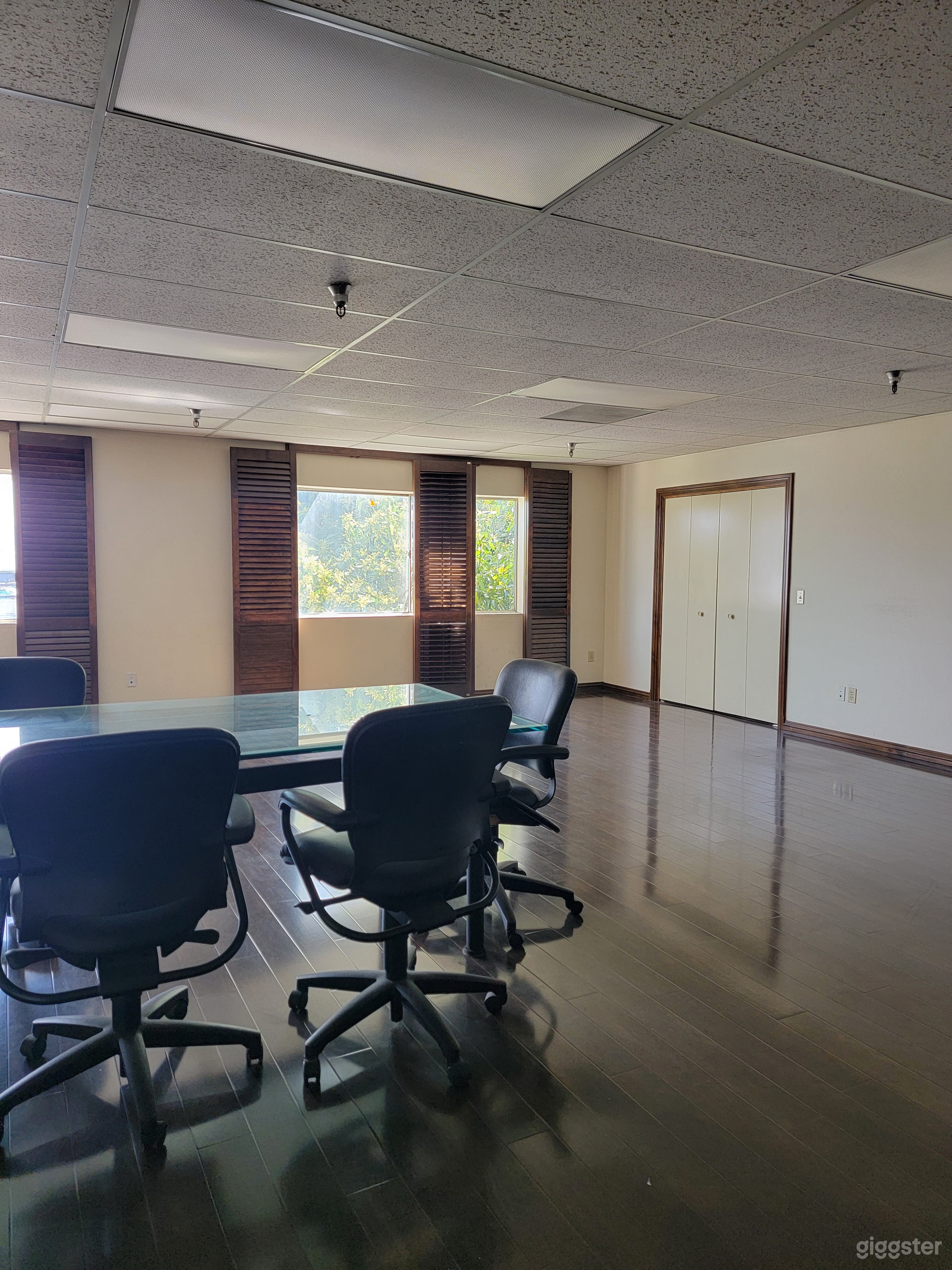 Open Concept Conference Room/ Studio Space Photo 4