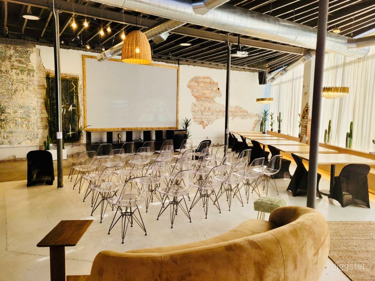  Black chair w/spandex cover rental 