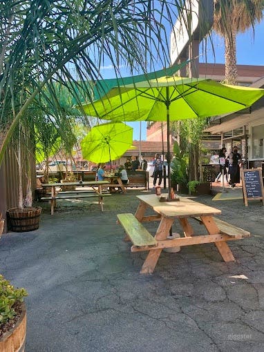 Open-Air Patio in Sherman Oaks Photo 2