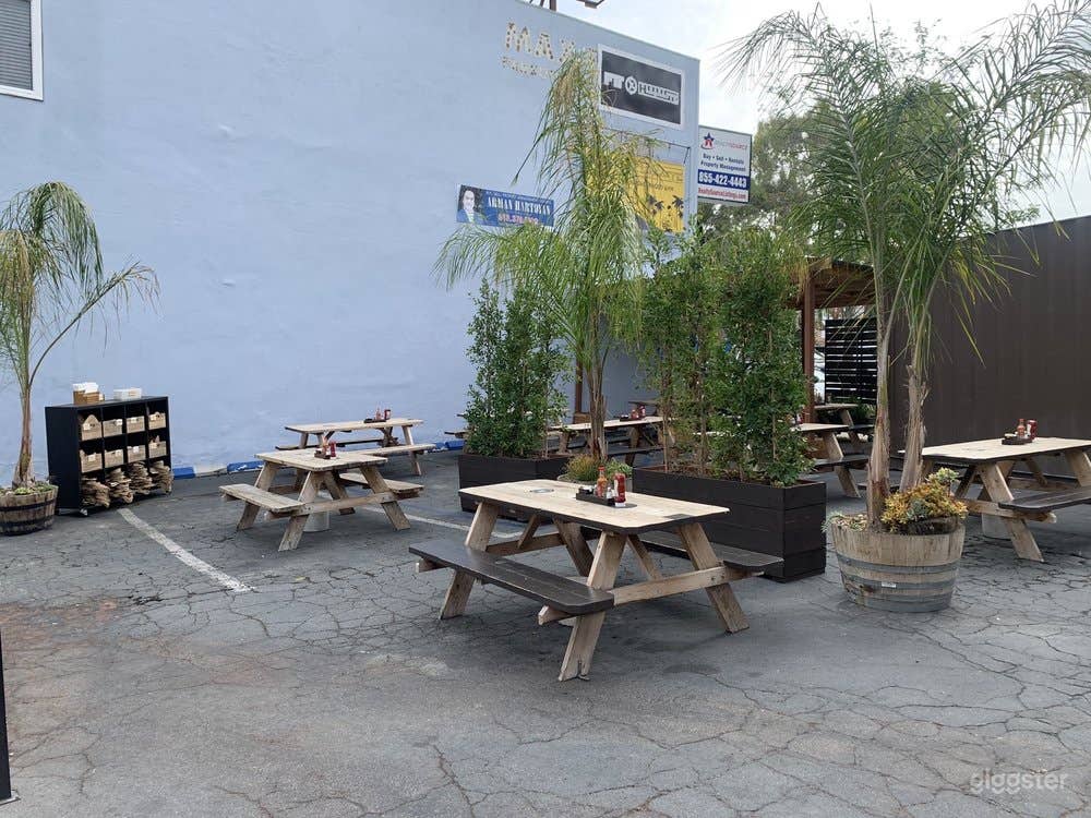 Open-Air Patio in Sherman Oaks Photo 1