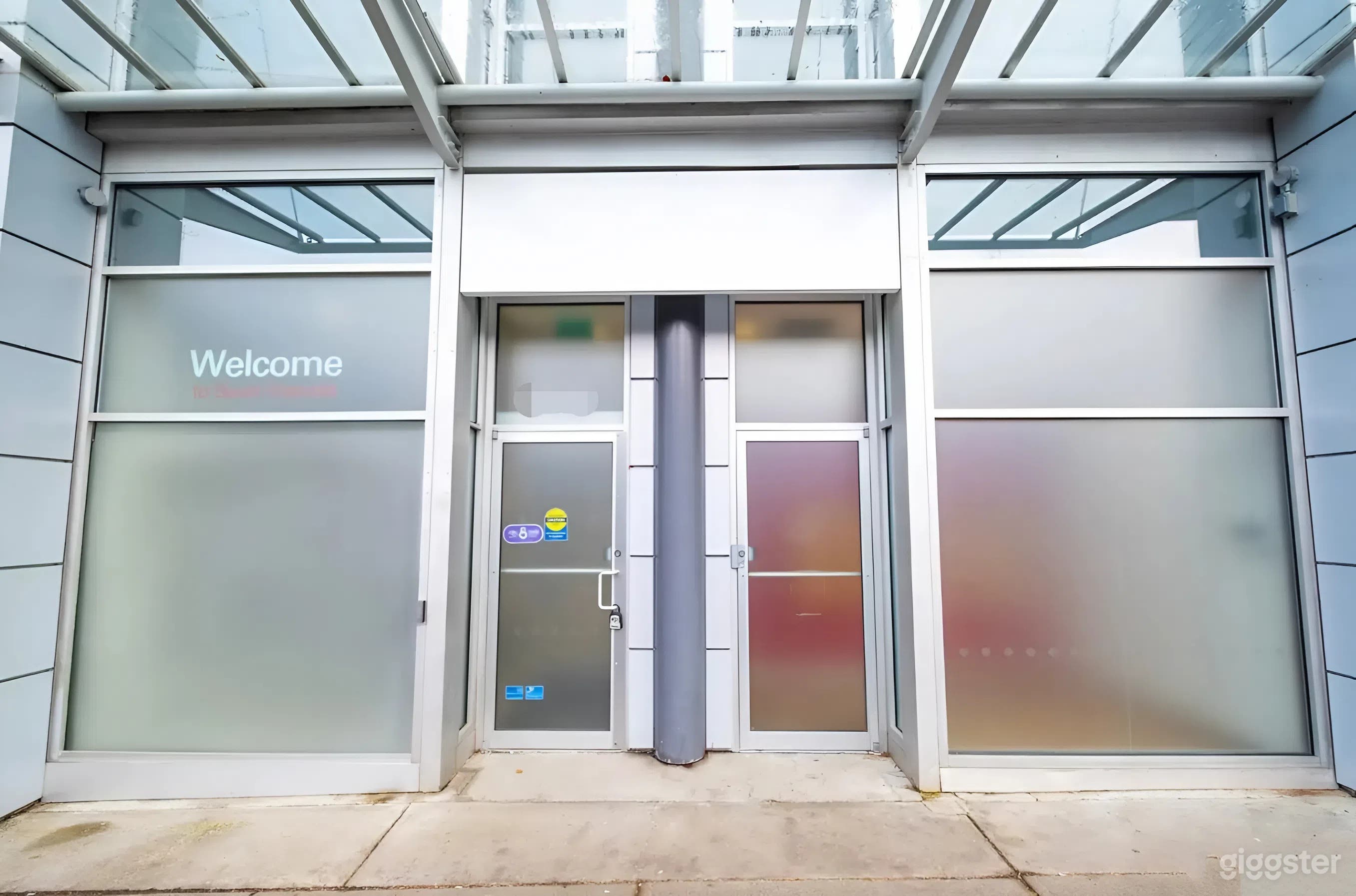 Versatile Commercial Space in South Granville Photo 4