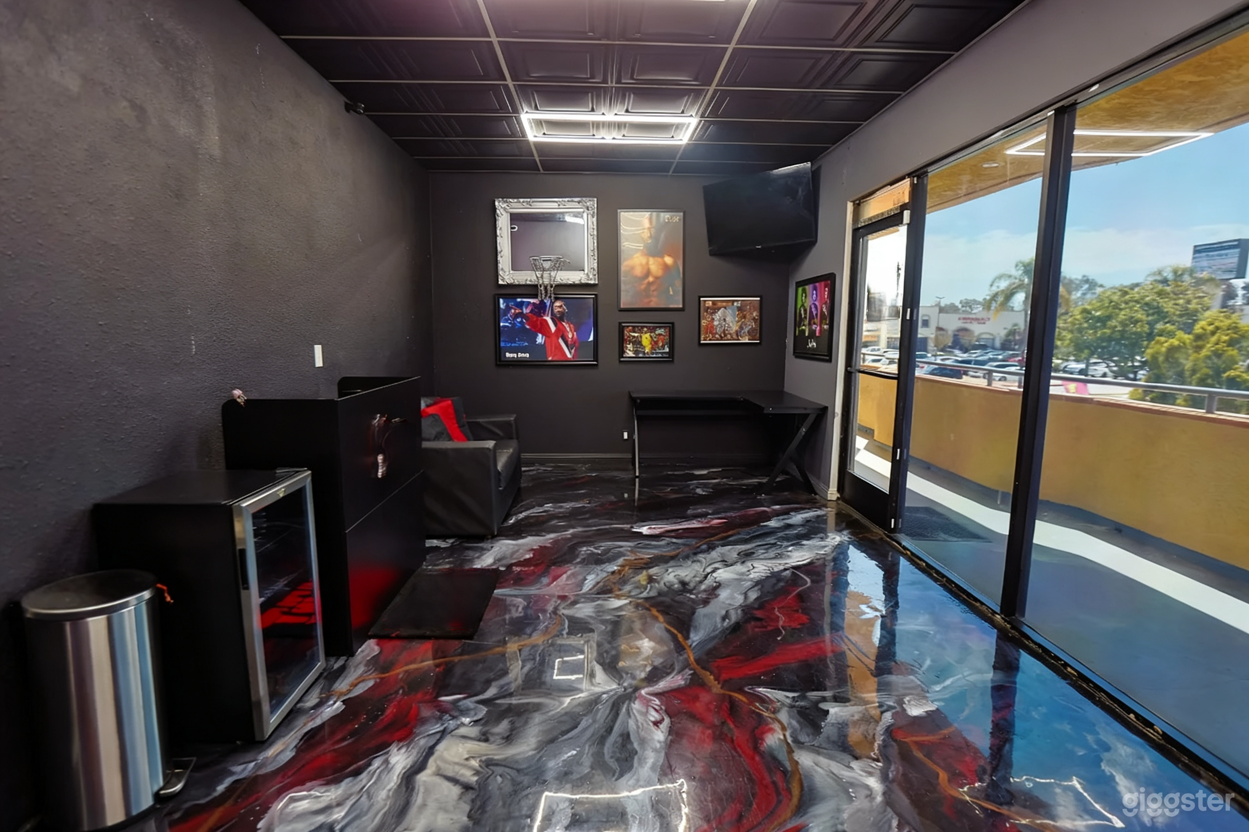 Photo de Espace Lounge Ouvert au Deuxième Étage 3