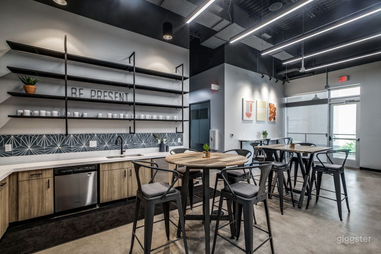  Rooftop Event Space in Houston 