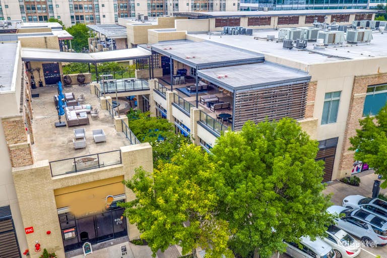  Rooftop Event Space in Houston 