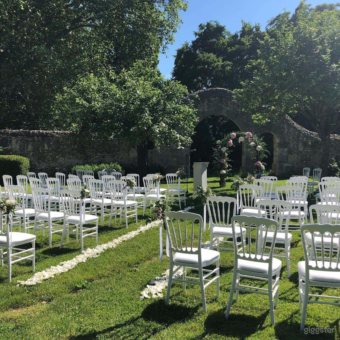 Timeless stone estate for filming and events Photo 4