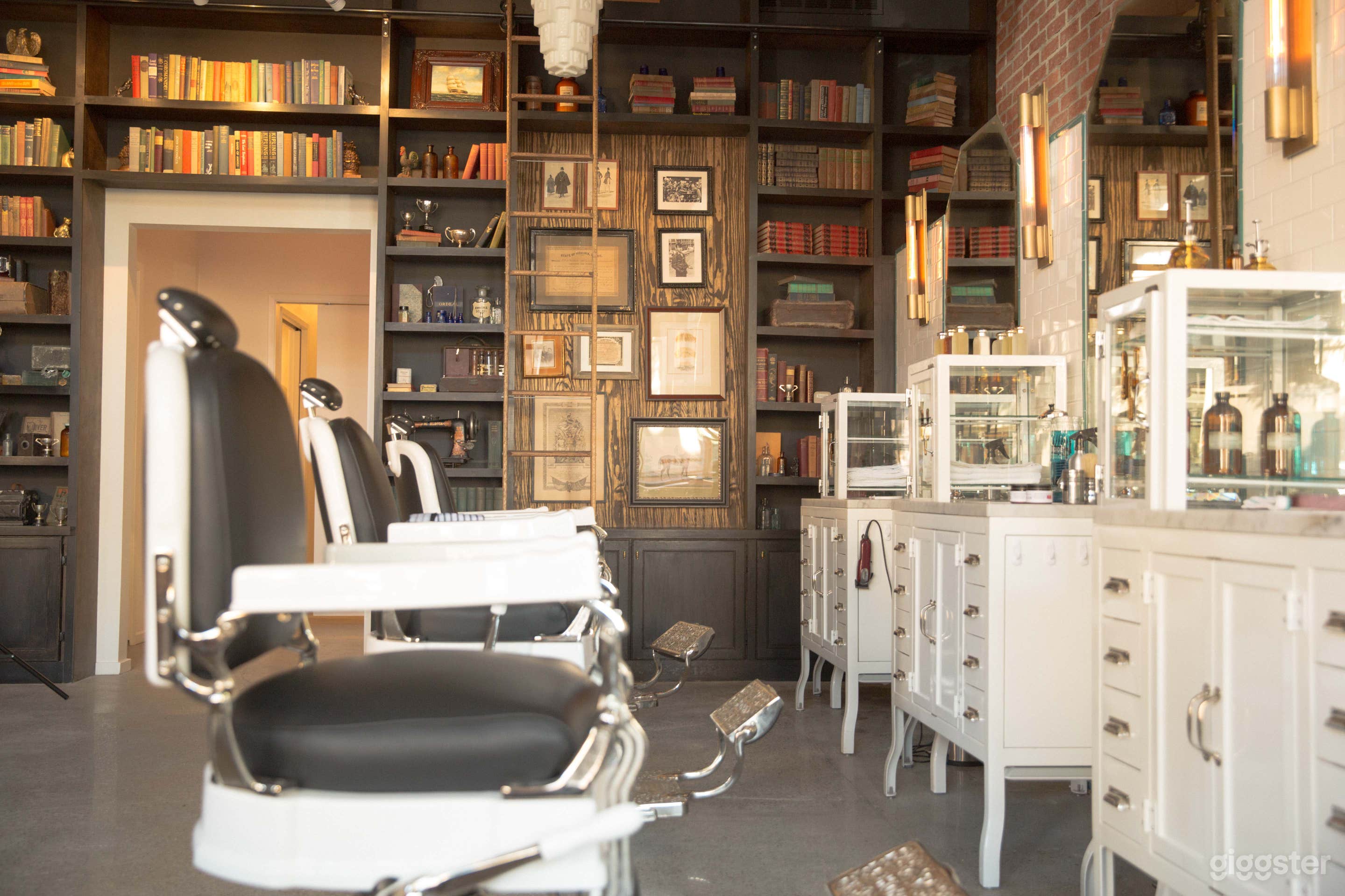 Classic Luxury Barbershop Photo 2