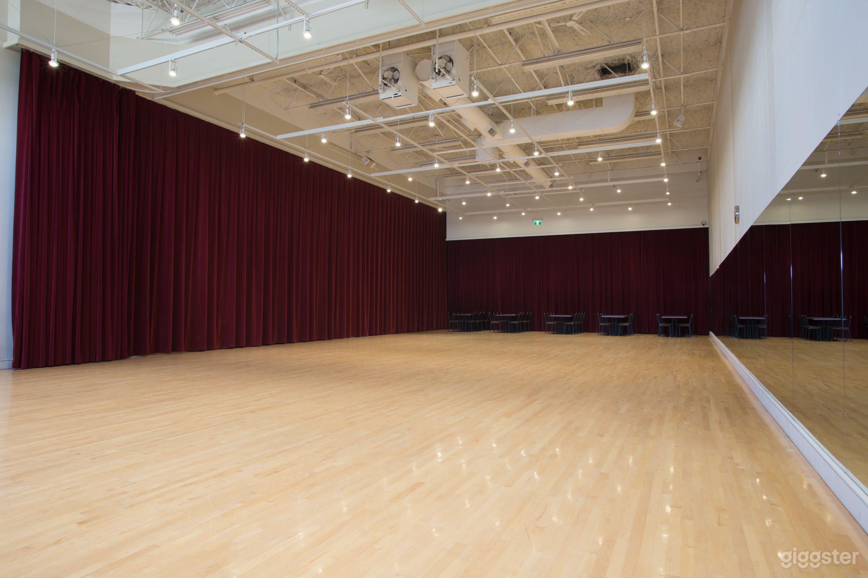 Bright Open Event and Dance Space Photo 4