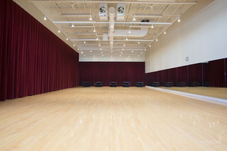  Bright Open Event and Dance Space 