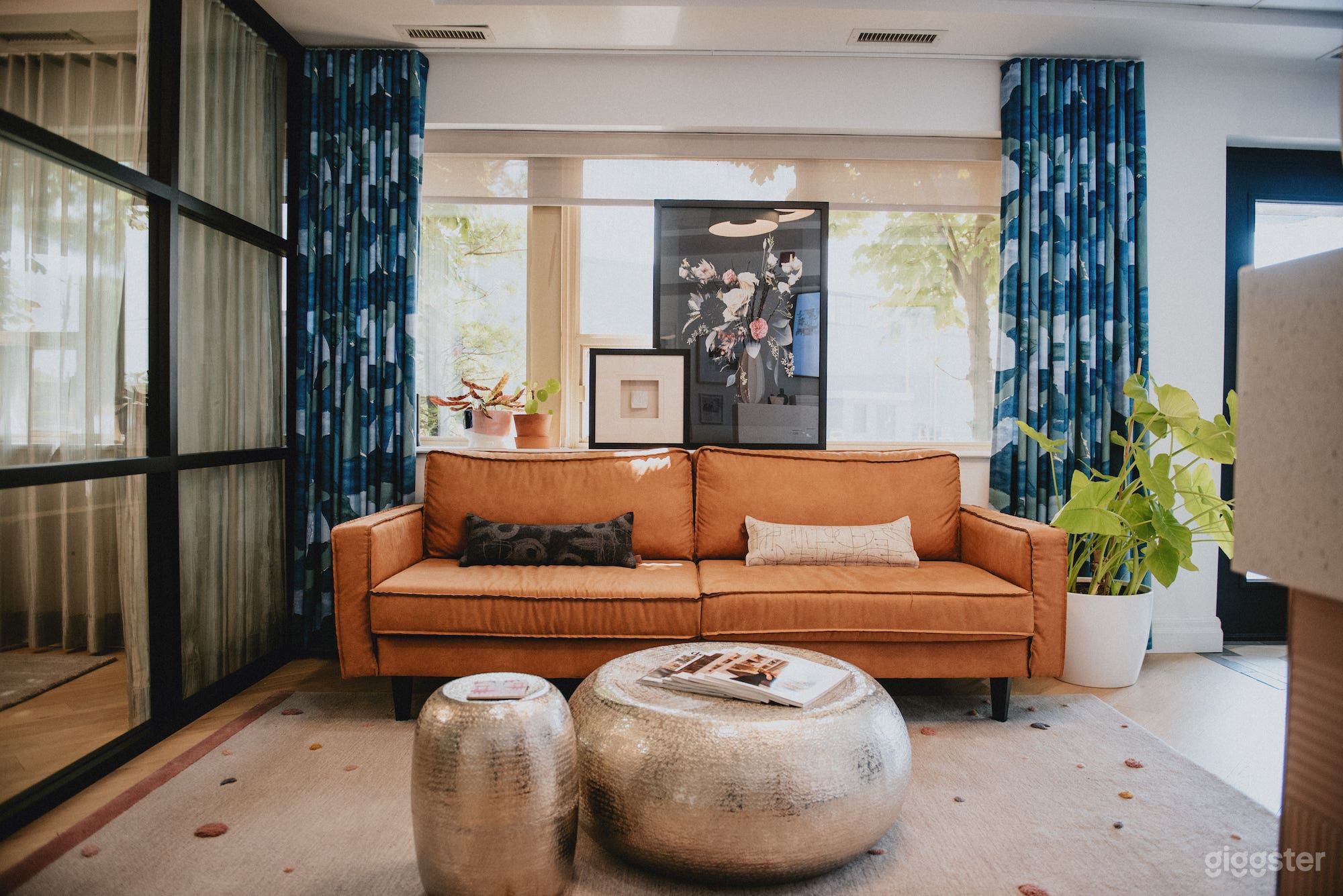 Colourful And Exotic Event Space  Photo 2