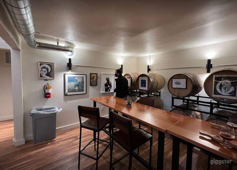 Chic &amp; Majestic Upstairs Loft Photo 4