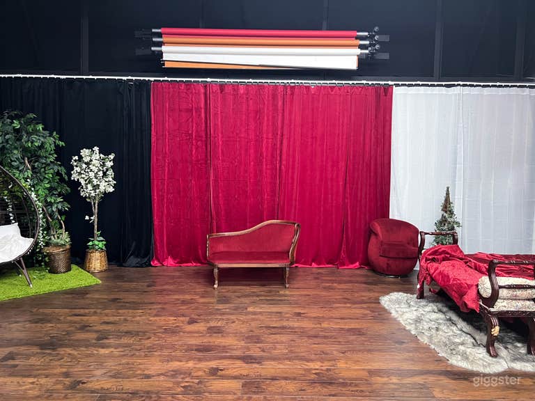  North Houston Natural Light Studio - AVS1 