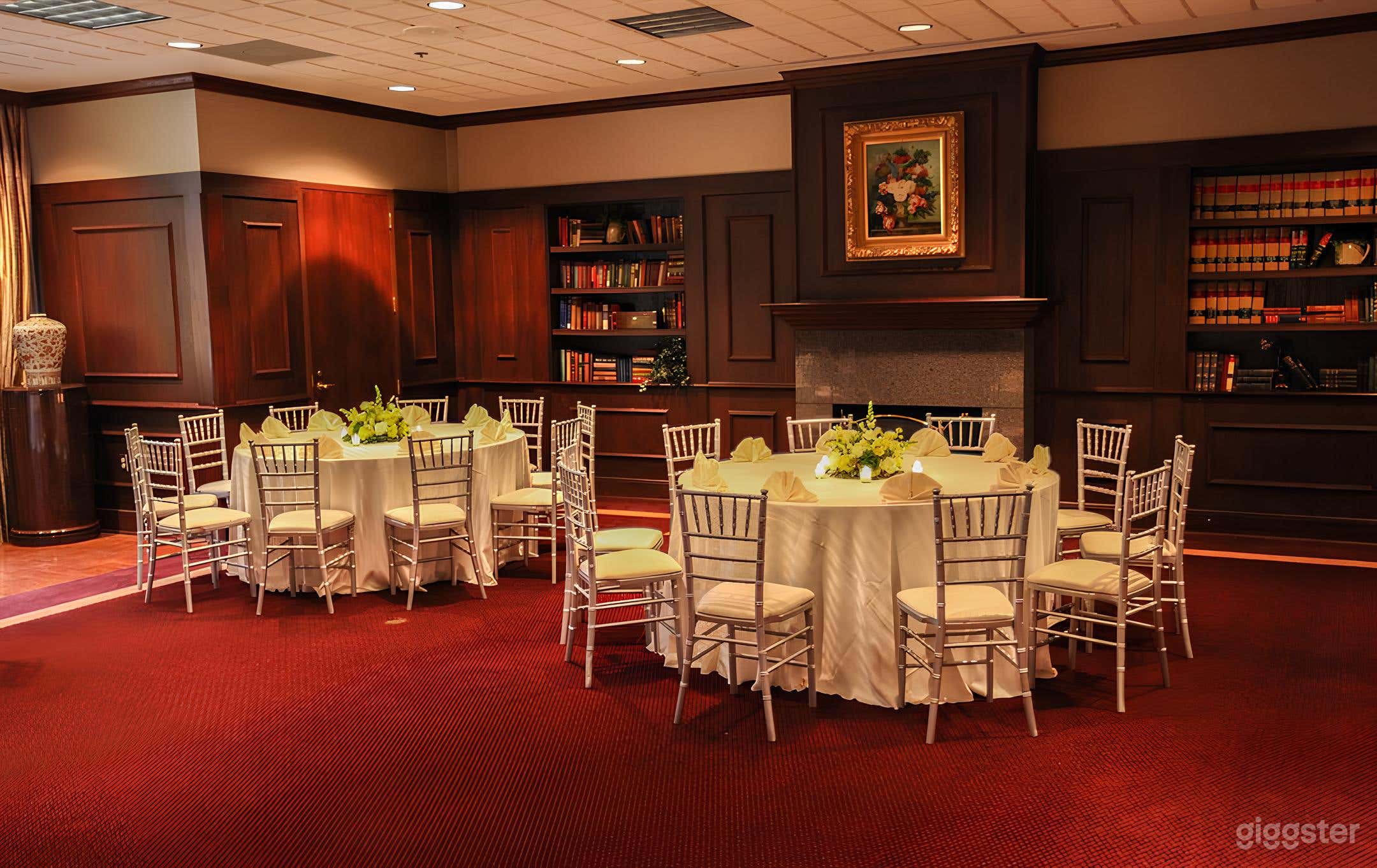 Beautiful Space for a Business Luncheon Photo 2