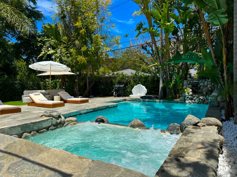  Heated Pool & Spa | Nightswim | Resort style 