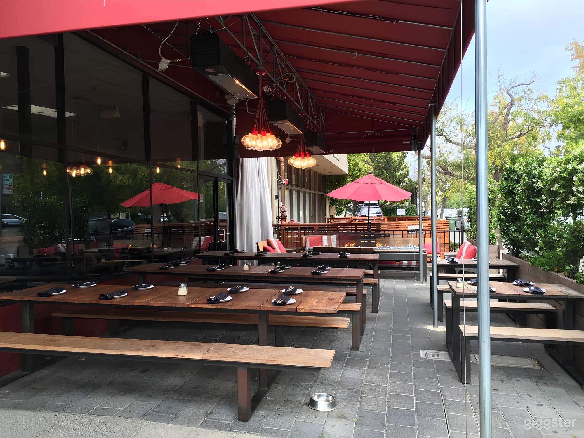 Covered Patio with Fireplace Photo 4