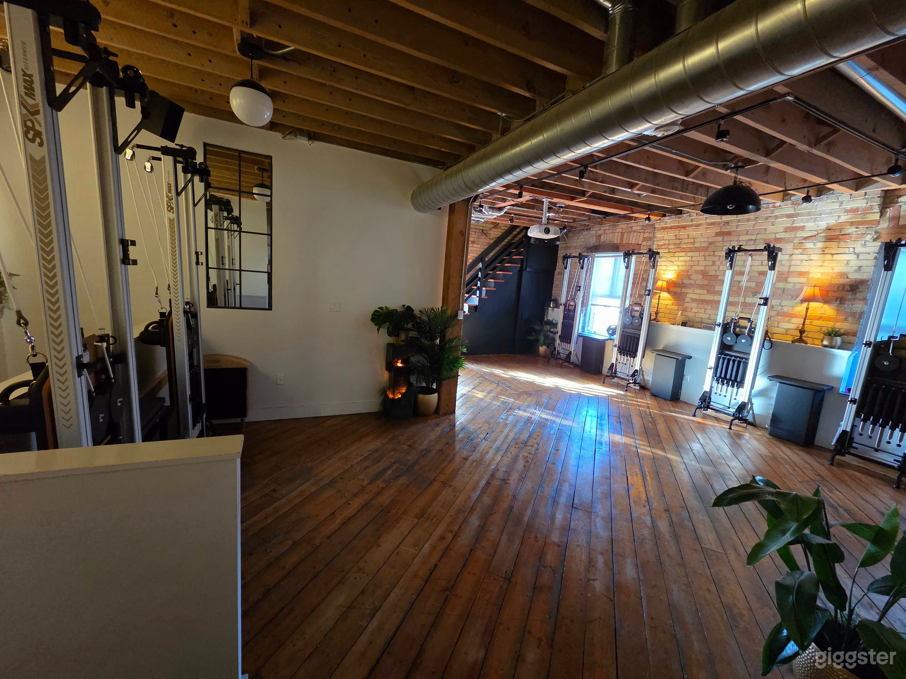 Downtown Loft Space - Multipurpose (photo, fitness Photo 4