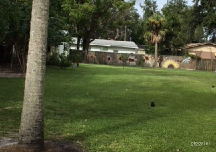 Greenery Yard and Outdoor Venue Photo 3