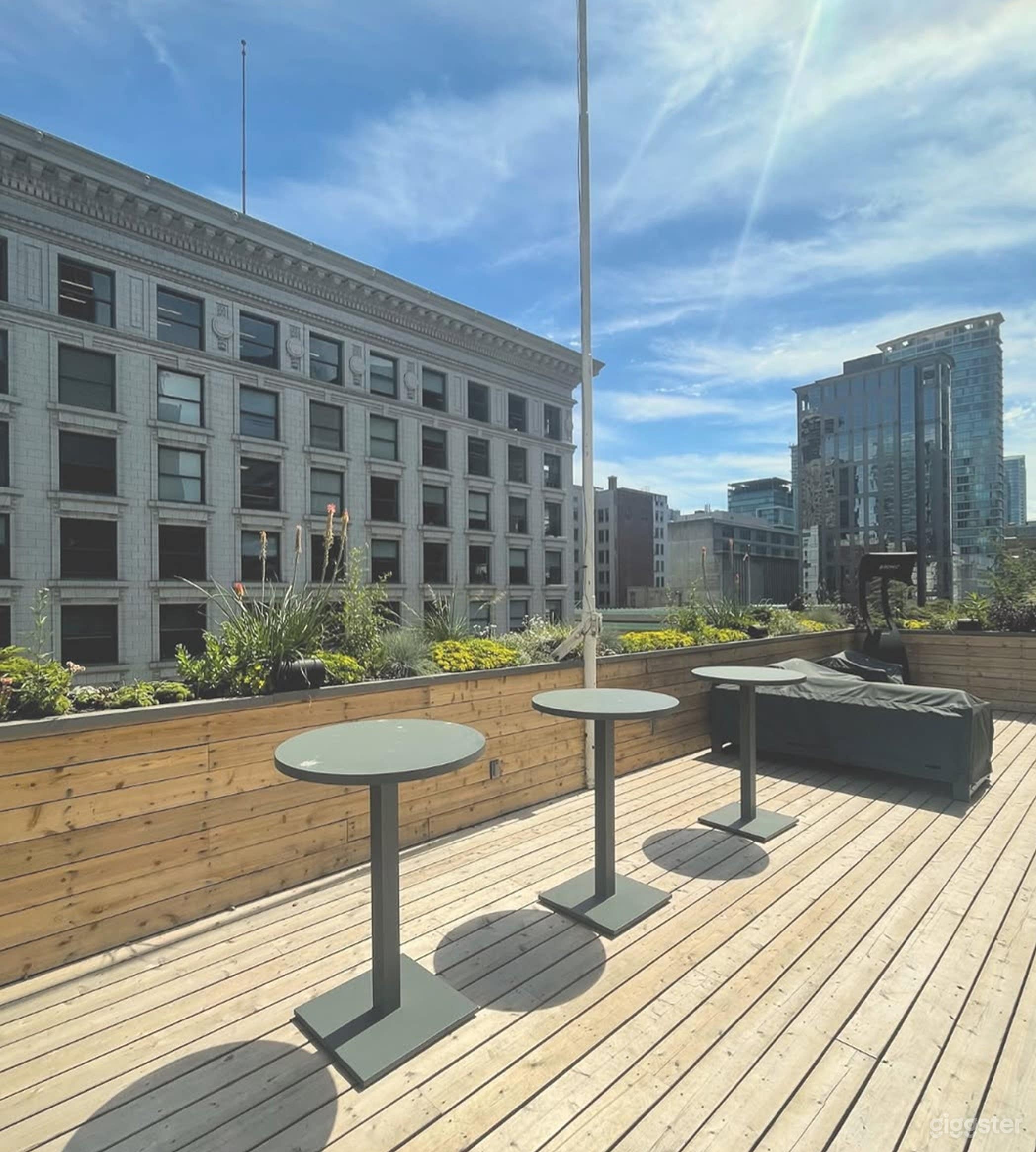 Rooftop Deck Venue Photo 1