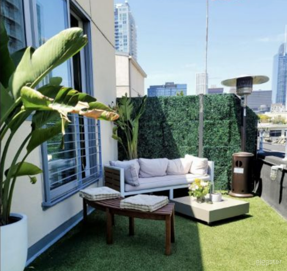 Penthouse Location for Filming and Events Photo 3