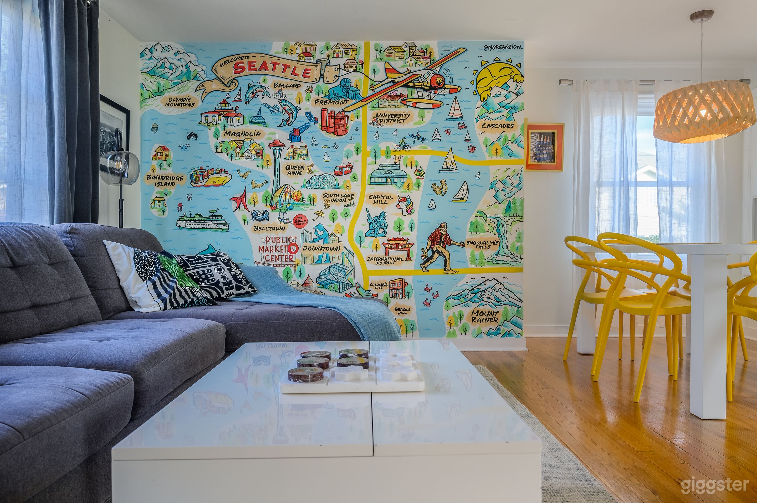 Seattle Mural &amp; Great Outdoor Space! Photo 1