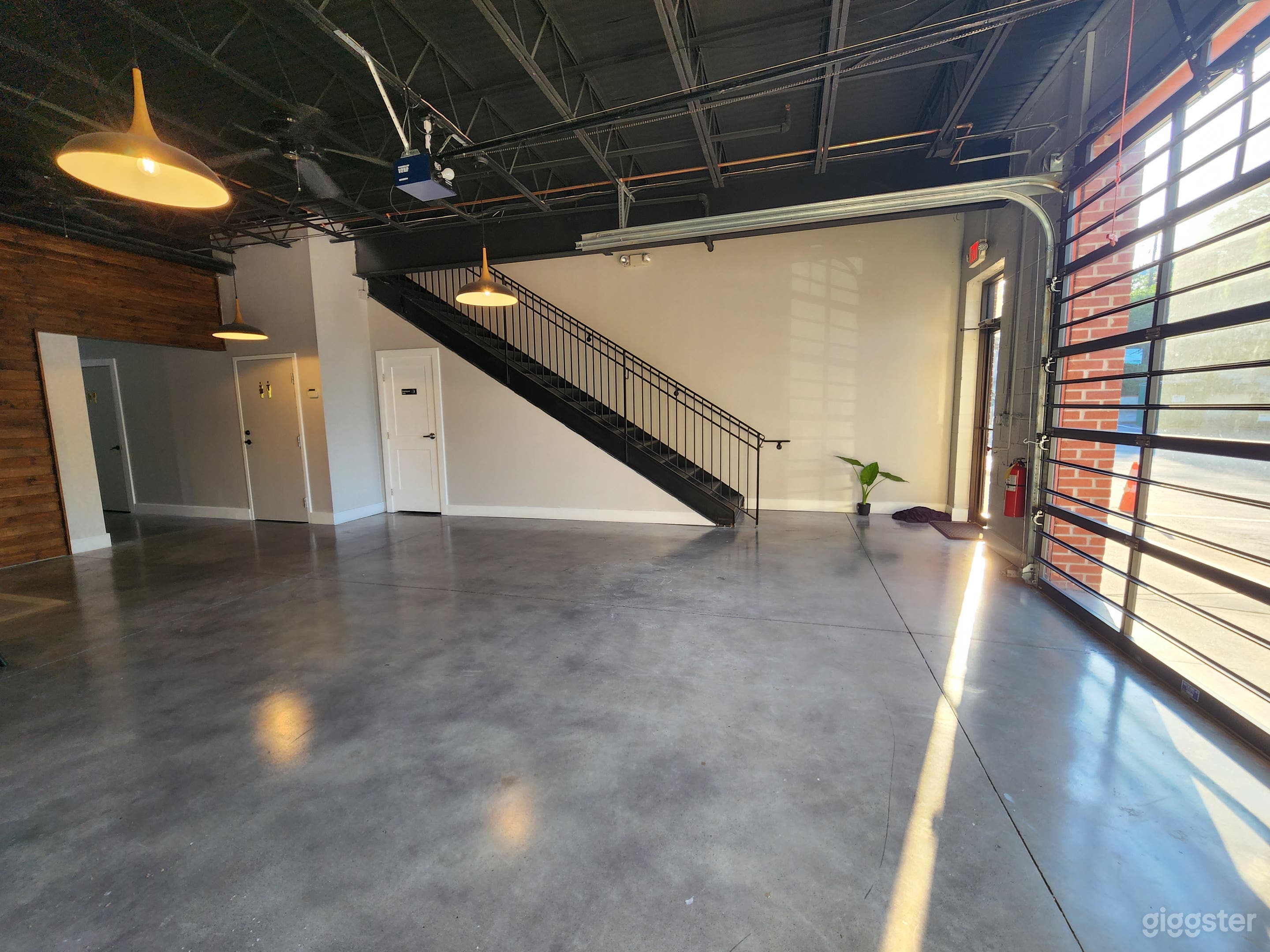 Upper Westside Loft Event Space w/ Skylights Photo 1