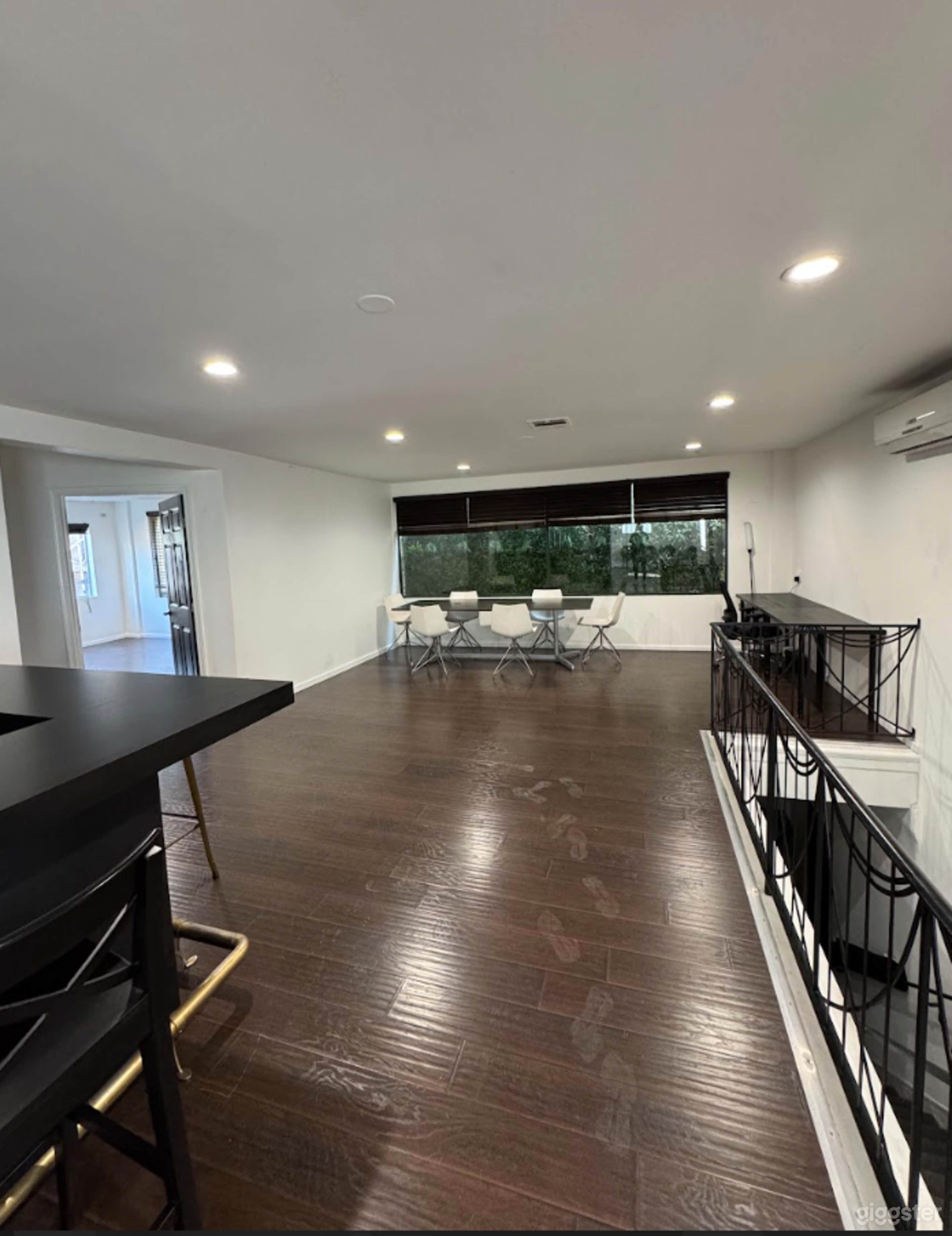 Private Office Space with Private Parking Photo 3