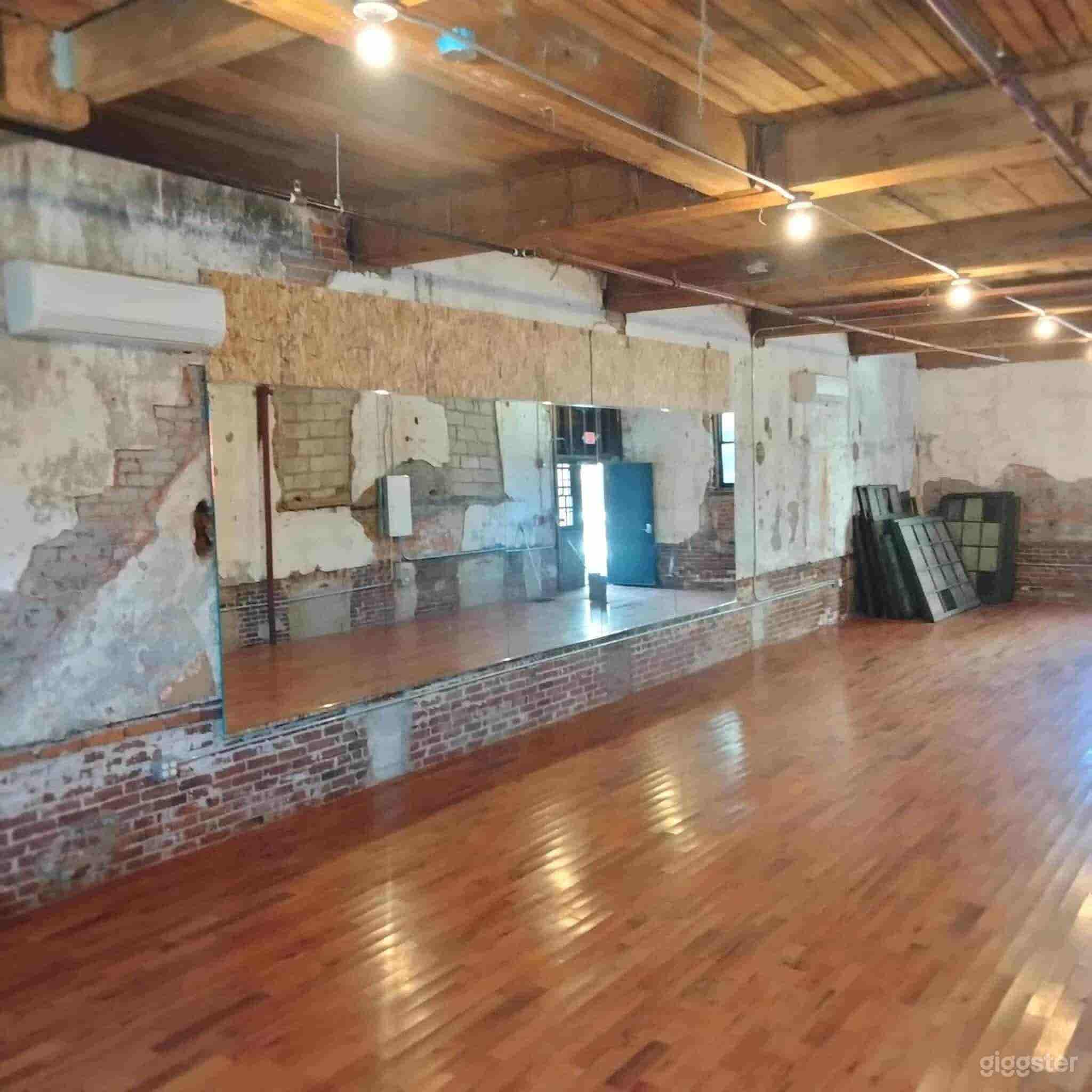 Industrial-Style Dance Room Photo 2