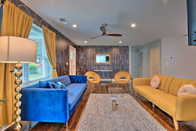  Glamorous Jungalow in the West End!  