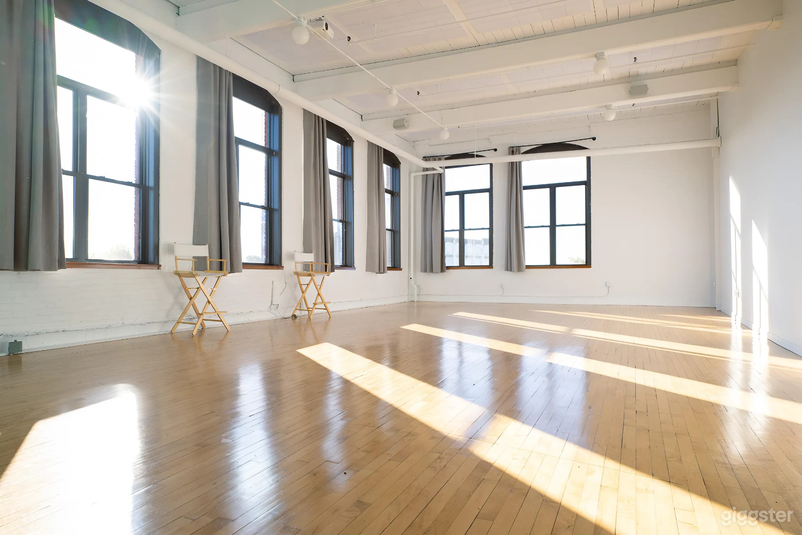 Daylight Photography Studio in Hartford, CT Photo 1