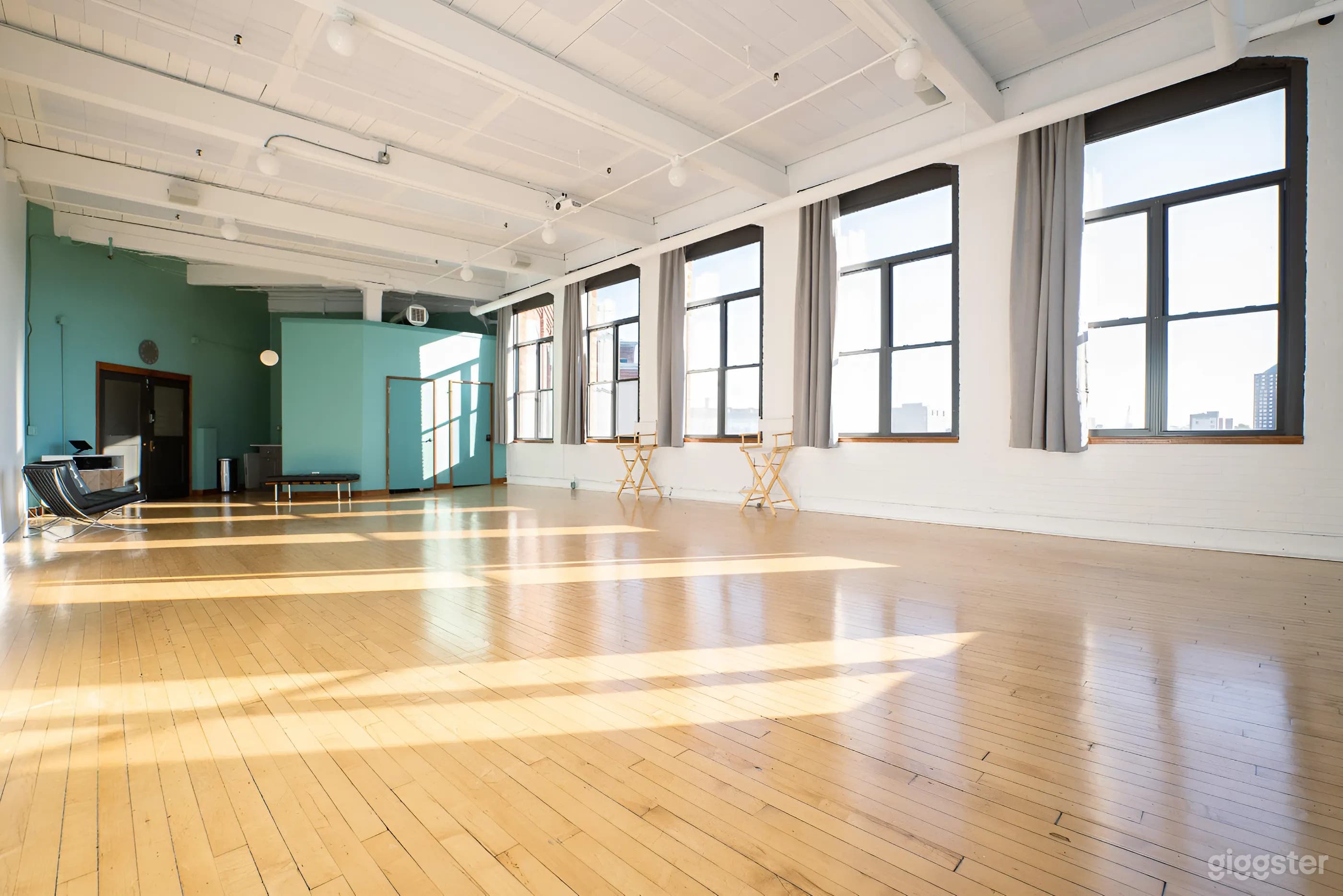 Daylight Photography Studio in Hartford, CT Photo 2