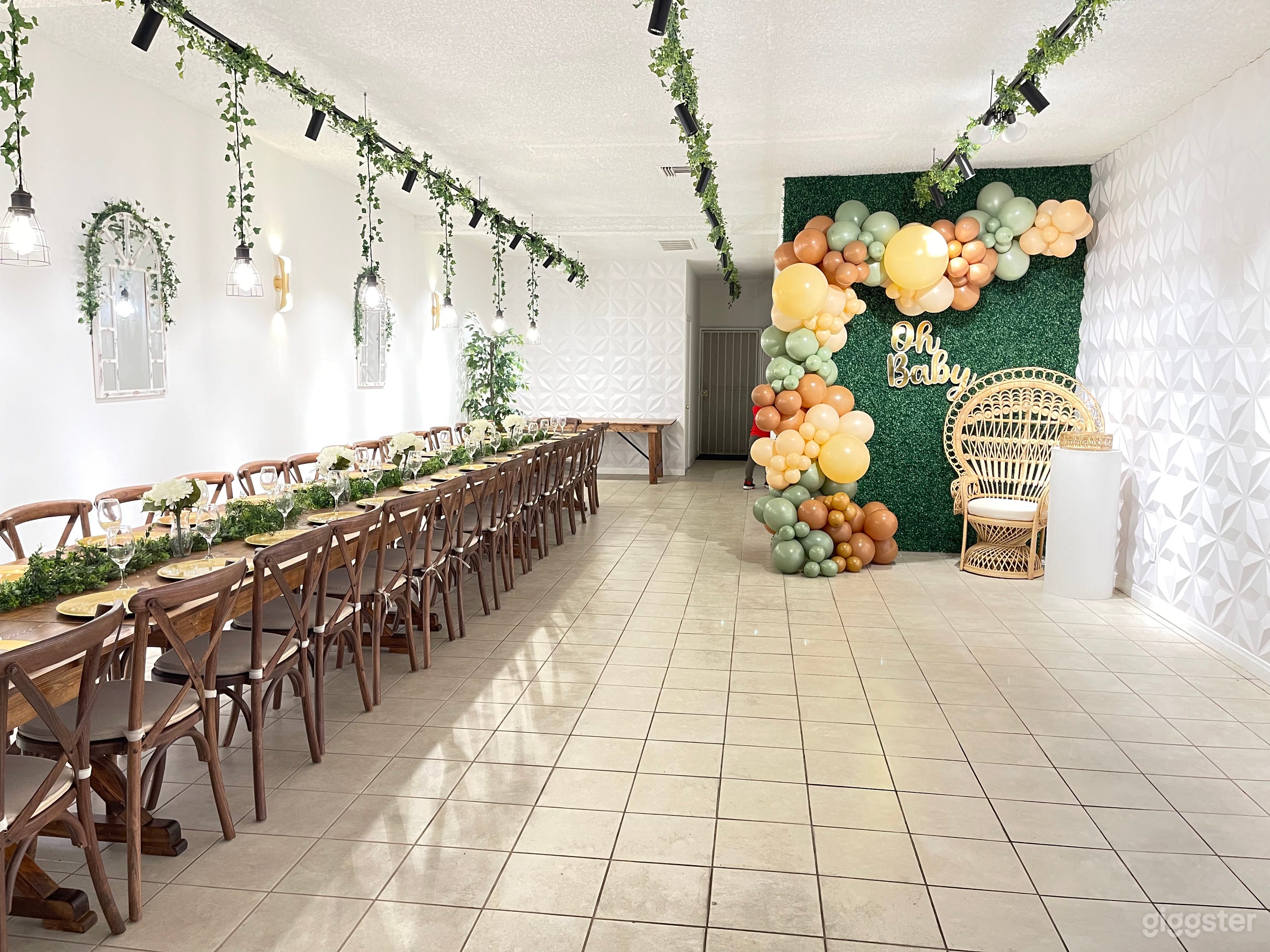 Modern Rustic Event Space Photo 3