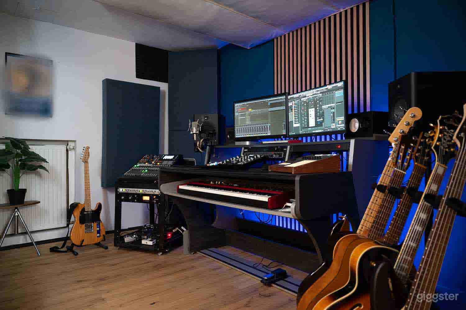 Recording/Podcast Studio in the Heart of Berlin Neukölln Photo 1