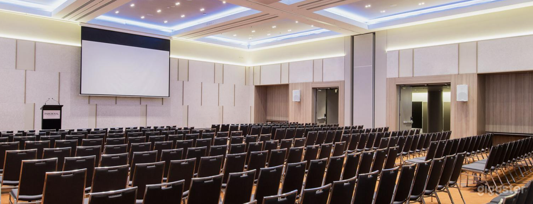 Governor's Ballroom Photo 2