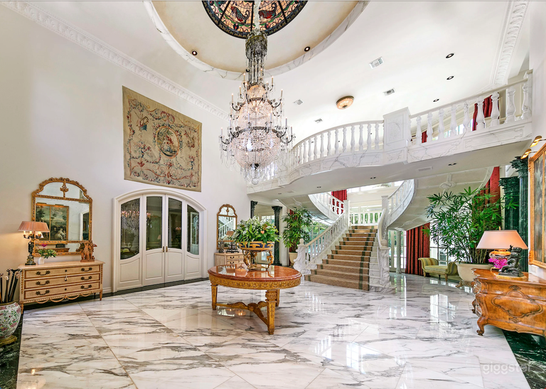  Villa Cordelia - Exquisite Estate in Beverly Hills 