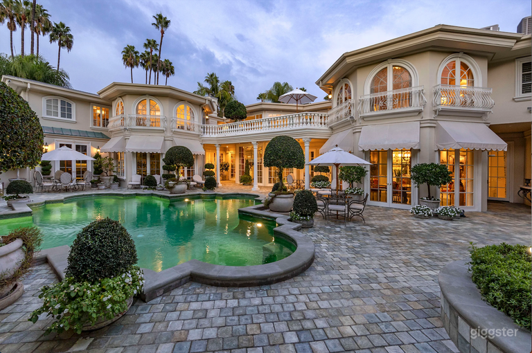  Villa Cordelia - Exquisite Estate in Beverly Hills 
