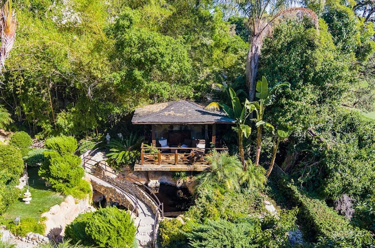   Stunning Backyard Oasis/Bel Air Villa 