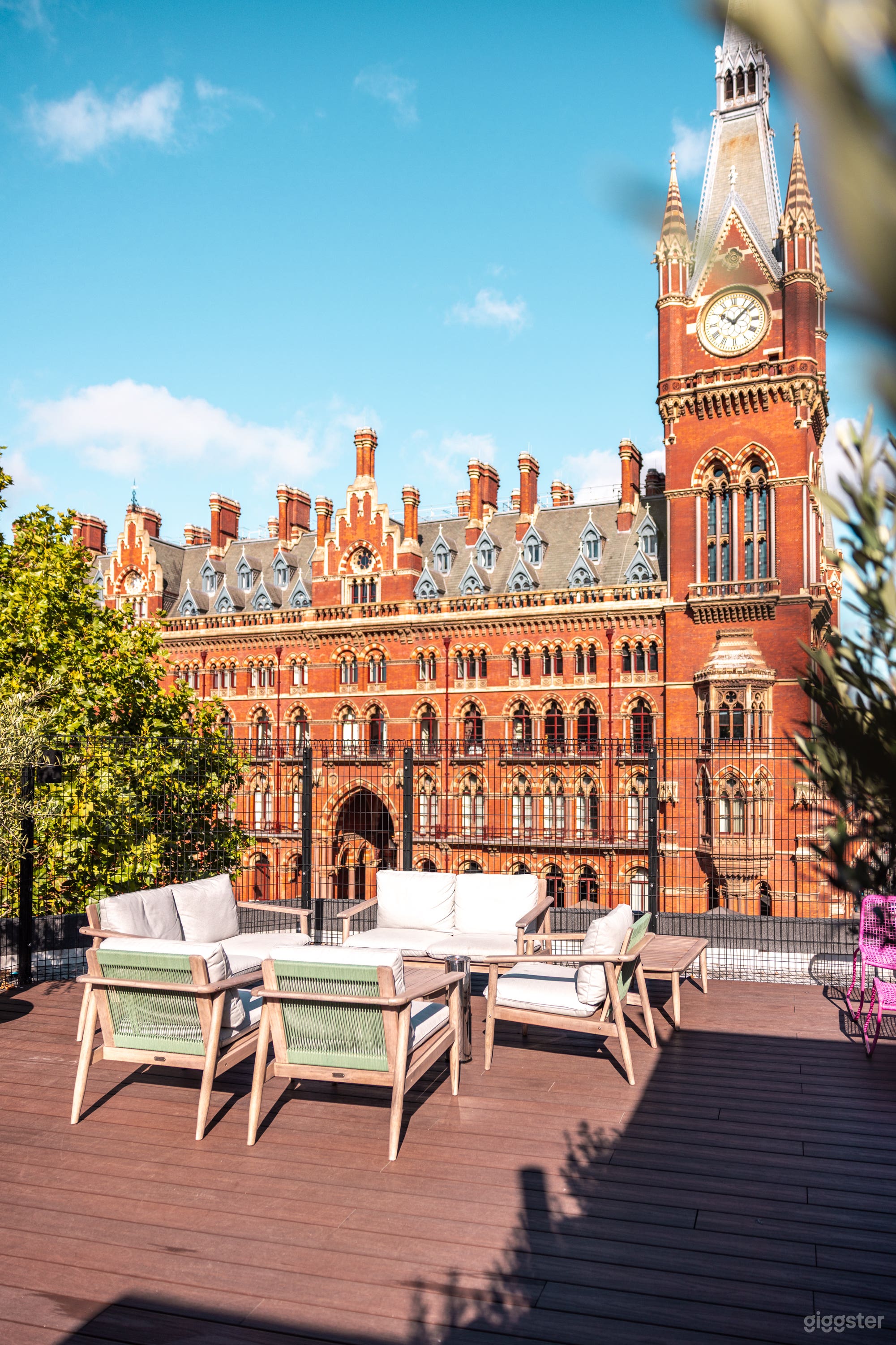 All In One Space for Coworking and Meeting Rooms Photo 2